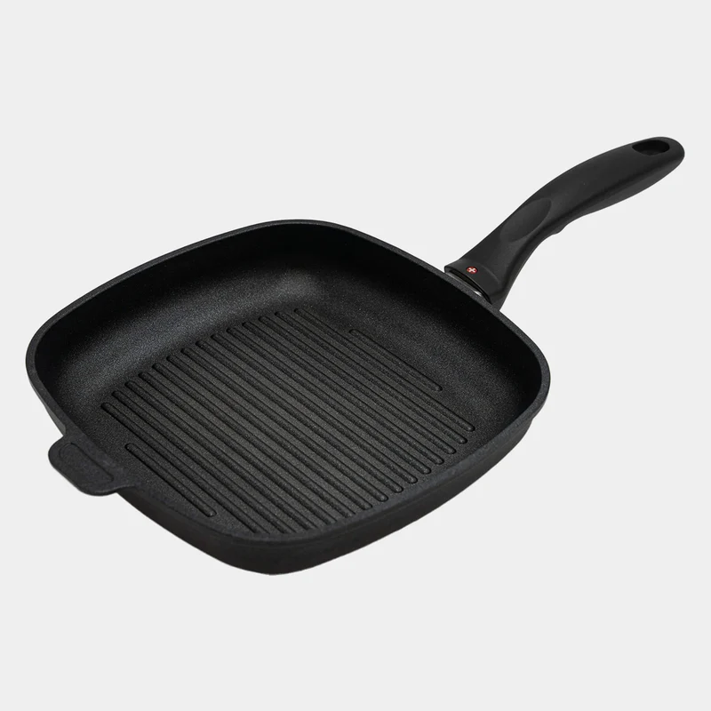 XD Nonstick Square Grill Pan | Made in Switzerland