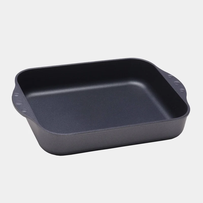 HD Nonstick 4.8 qt Roasting Pan | Made in Switzerland