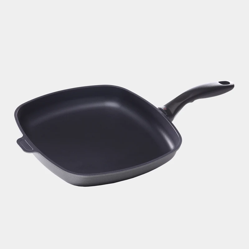HD Nonstick 11" x 11" Square Fry Pan - Induction | Made in Switzerland