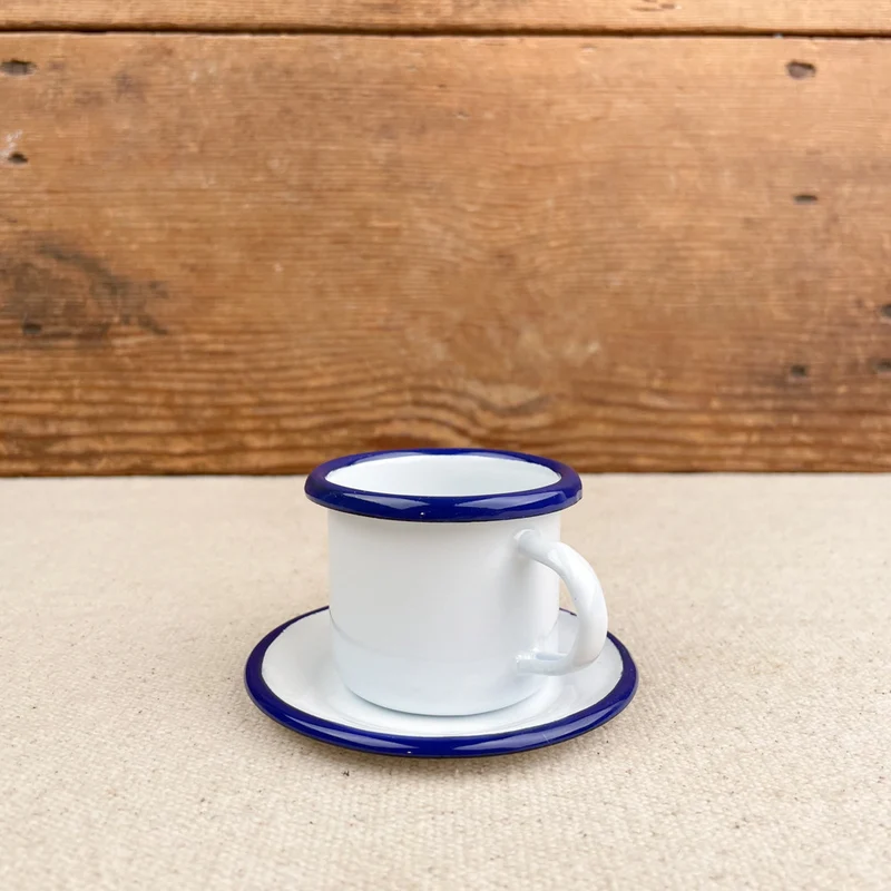 Tasse et sous-tasse café émail blanc liseré bleu