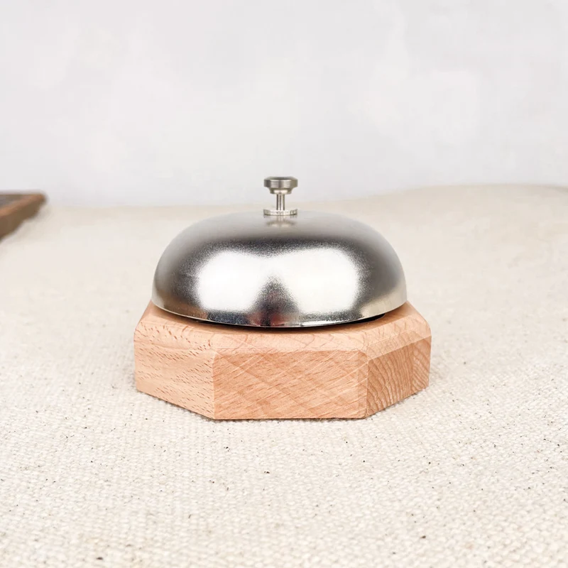 Sonnette de comptoir socle bois
