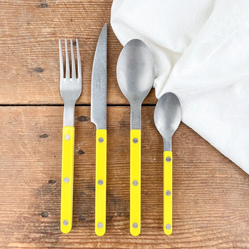 Set de 4 couverts de table jaunes effet mat
