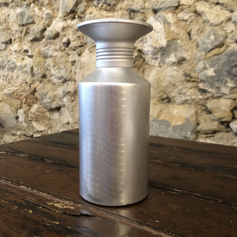 Salière à frites en aluminium