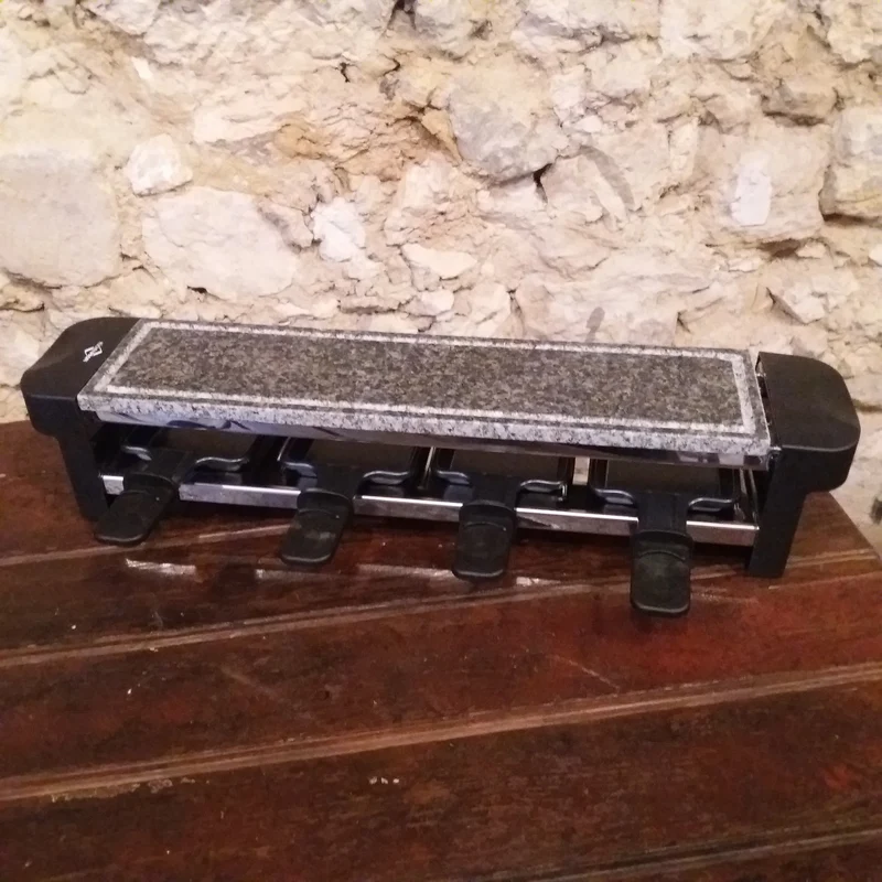 Appareil à raclette