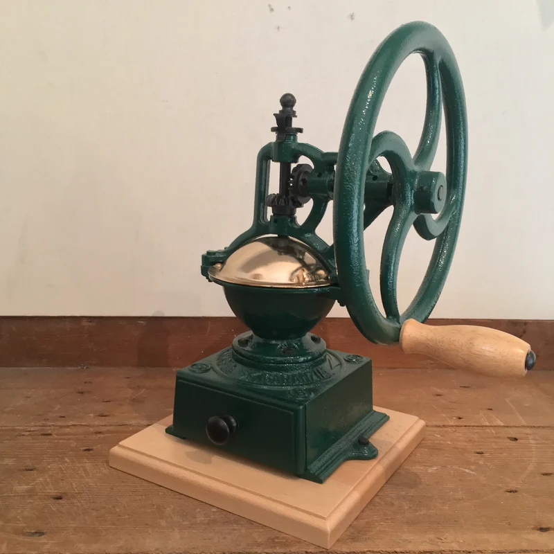 Moulin à café de comptoir à volant