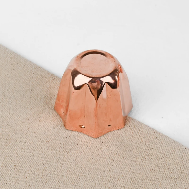 Mini moule à Pandoro en cuivre 1 pièce
