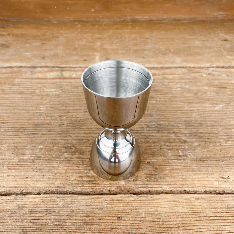 Mesure à alcool 1 et 6 cL inox