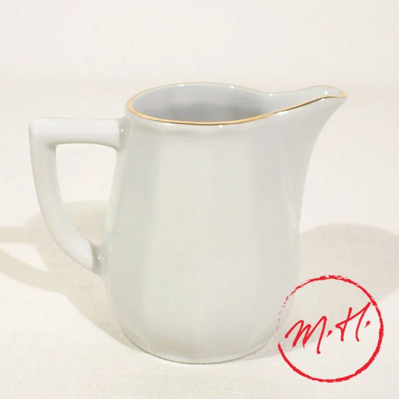 Crémier porcelaine blanche filet or