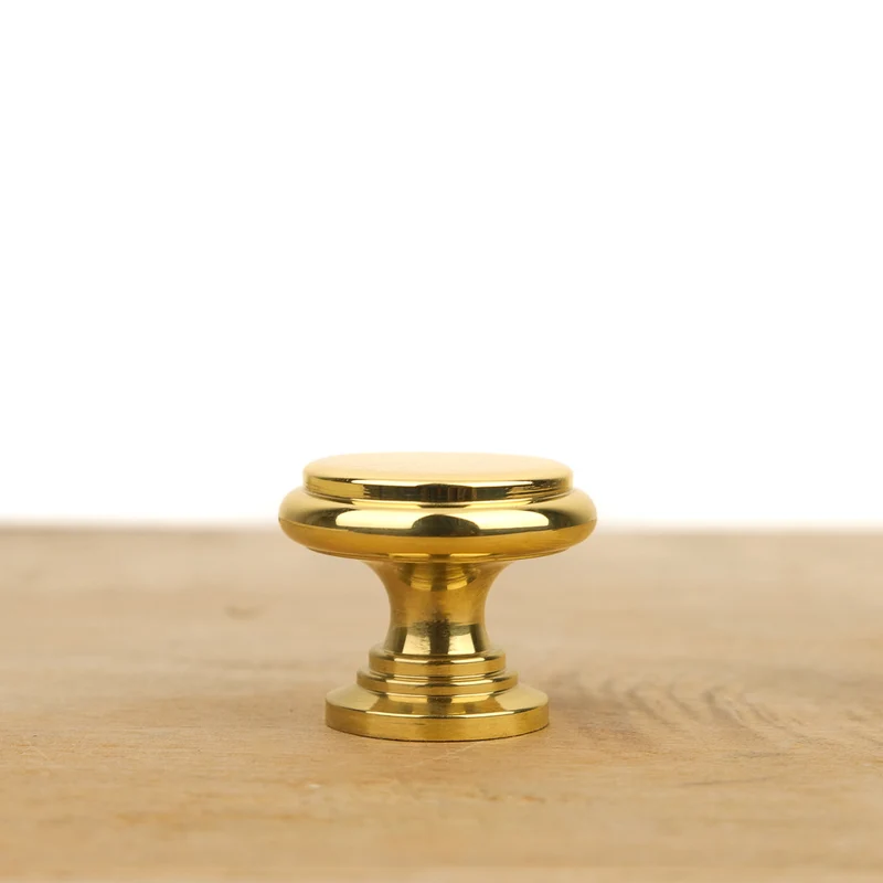 Bouton de meuble plat laiton poli