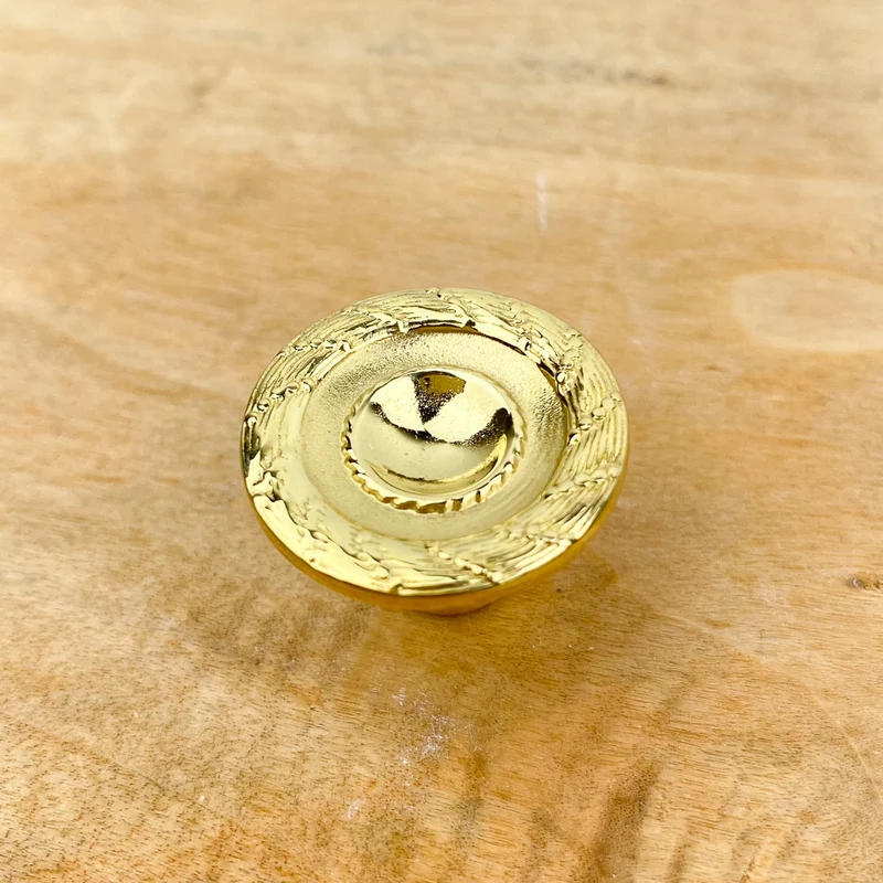 Bouton de tiroir décoratif en laiton poli