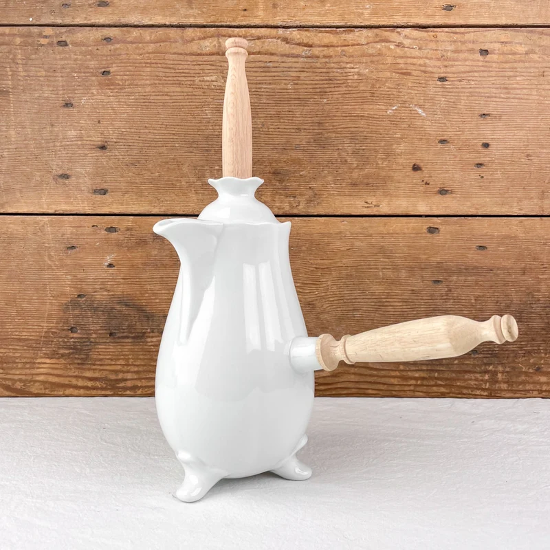 Chocolatière en porcelaine