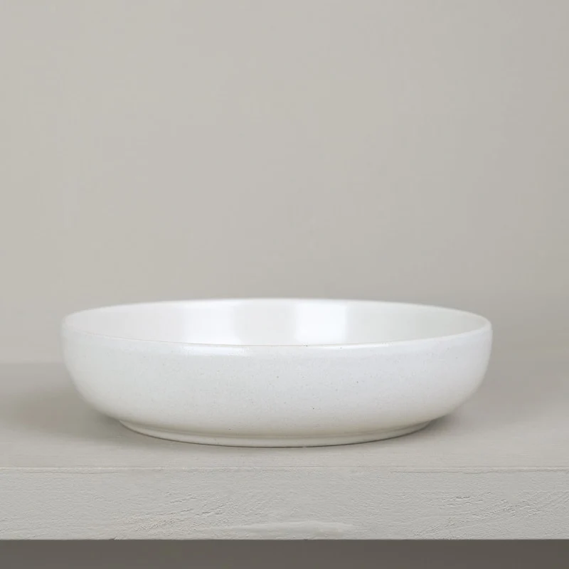 Assiette creuse en grès naturel