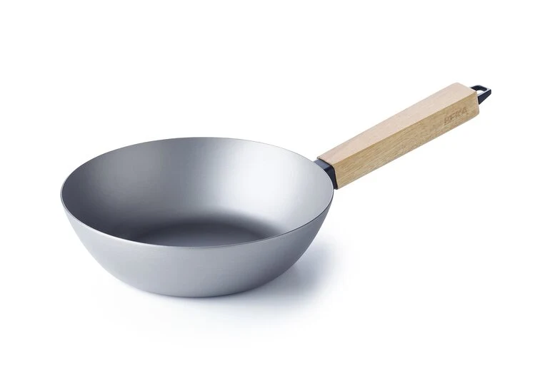 Nomad wokpan