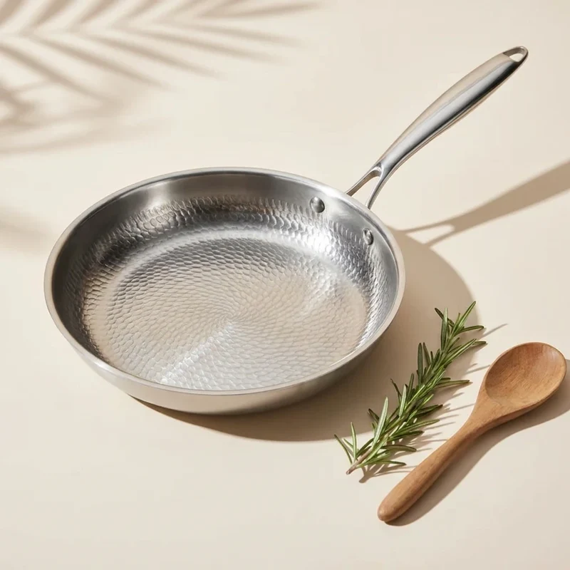 Poêle en titane martelé - 26 cm