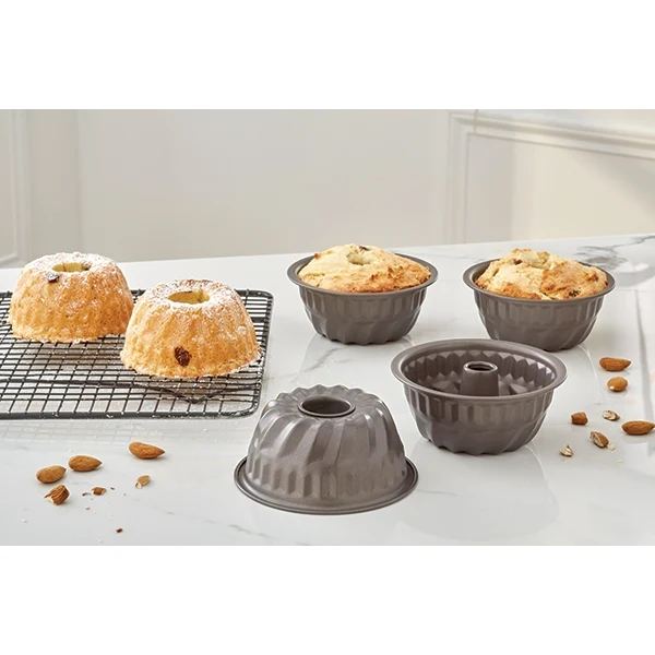 Set de 4 moules à mini kouglof acier revêtement antiadhérent 10 cm Mathon