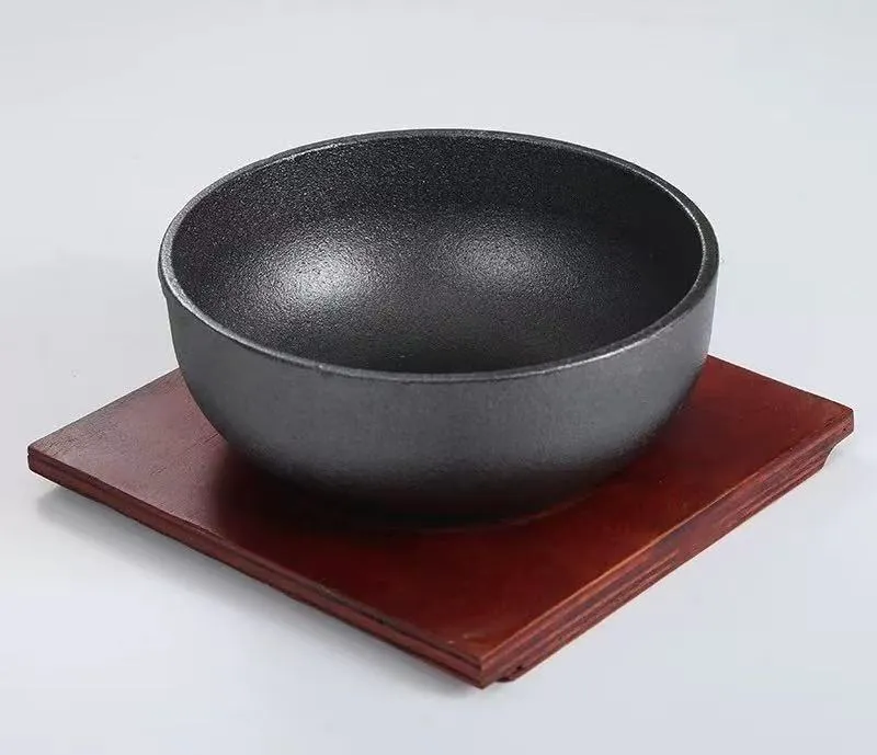 CHEFCO,IP-15, Round Cast Iron Bowl with Wooden Base（15cm/5.9")