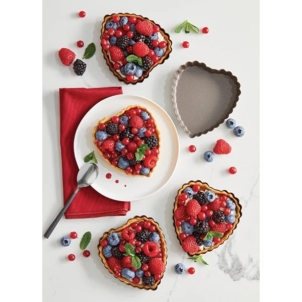 Set de 4 moules à tartelette coeur revêtement antiadhérent 11 cm Mathon
