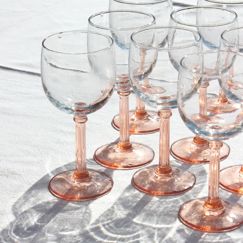 9 petits verres à pied Luminarc