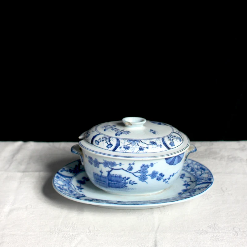Saucière ancienne du modèle "Japon"