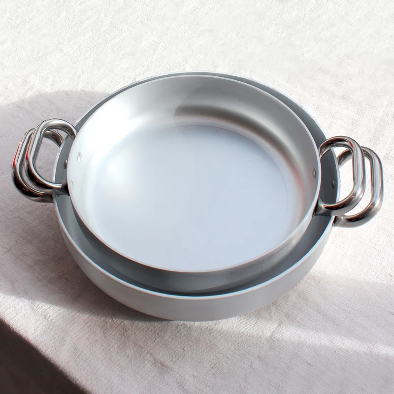 Plat rond en inox et aluminium