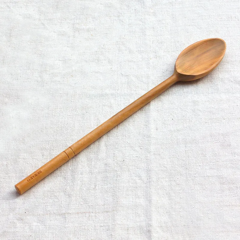 Grande cuillère à ragoût en bois d'olivier