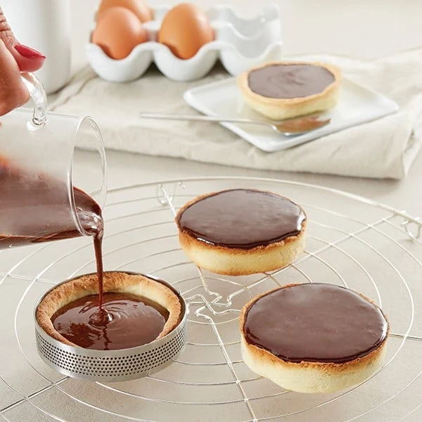 Cercle à tarte perforé en inox rond 8 cm Mathon