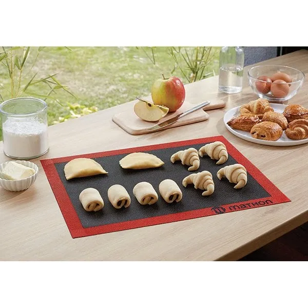 Tapis de cuisson perforé professionnel en fibre de verre et silicone 40 cm Mathon