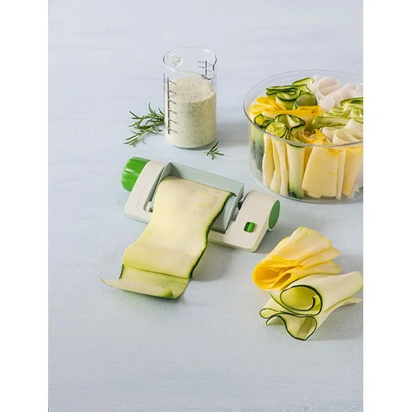 Coupe fruits et légumes en lamelle Veggie Sheet Slicer Betty Bossi