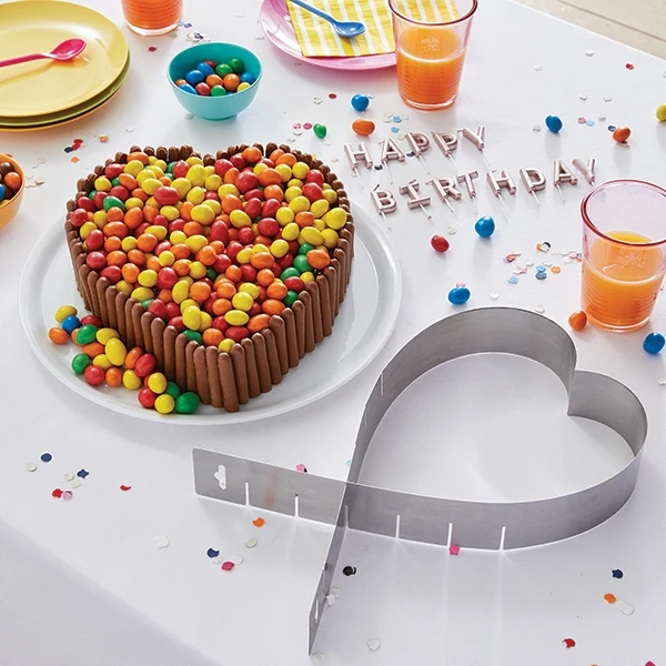 Cadre extensible coeur en inox 14 -26 cm Mathon