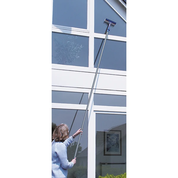 Essuie vitre téléscopique pour extérieur Wenko by Maximex