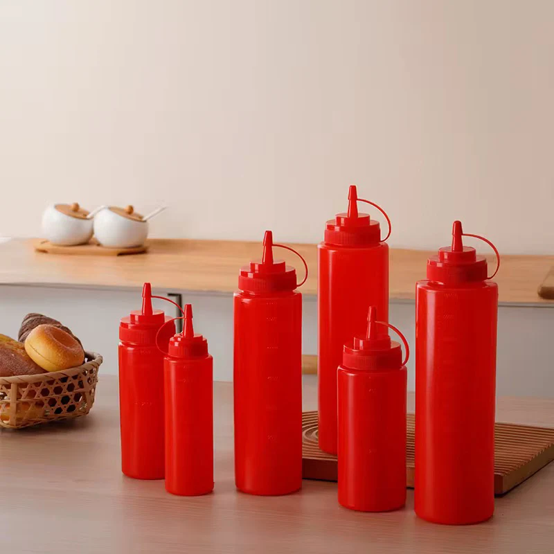 CHEFCO,FC5502-1R,8oz Squeeze Bottle with Lid-Red