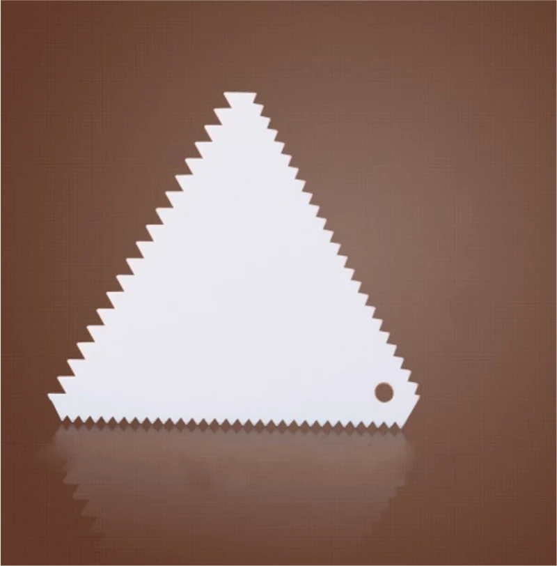 CHEFCO,PDS-3,Plastic Triangle Icing/Fondant Cake Scraper