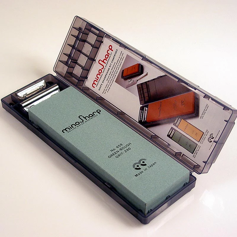 Mino Sharp Schleifstein (Wasser), Körnung 240, mit Plastikhalter, No. 459, 1 St