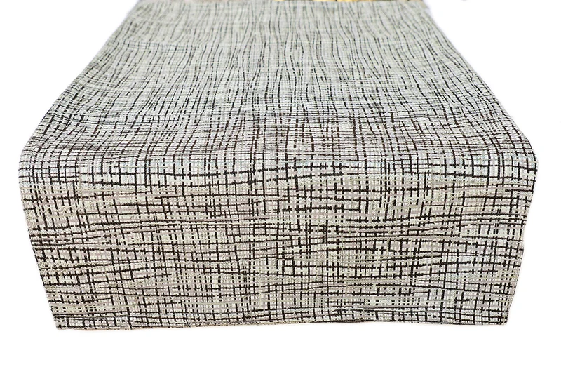 Cracker Pepper Table Runner