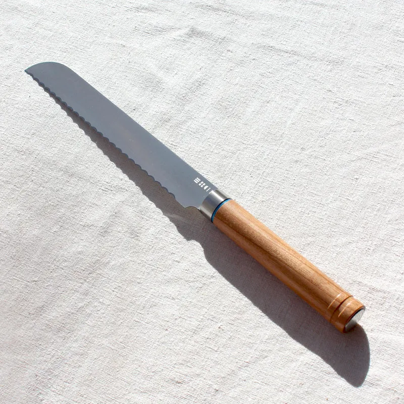Couteau à pain manche en bois de merisier