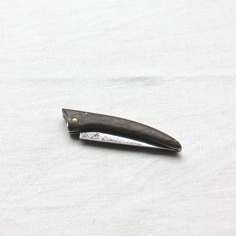 Couteau pliant artisanal