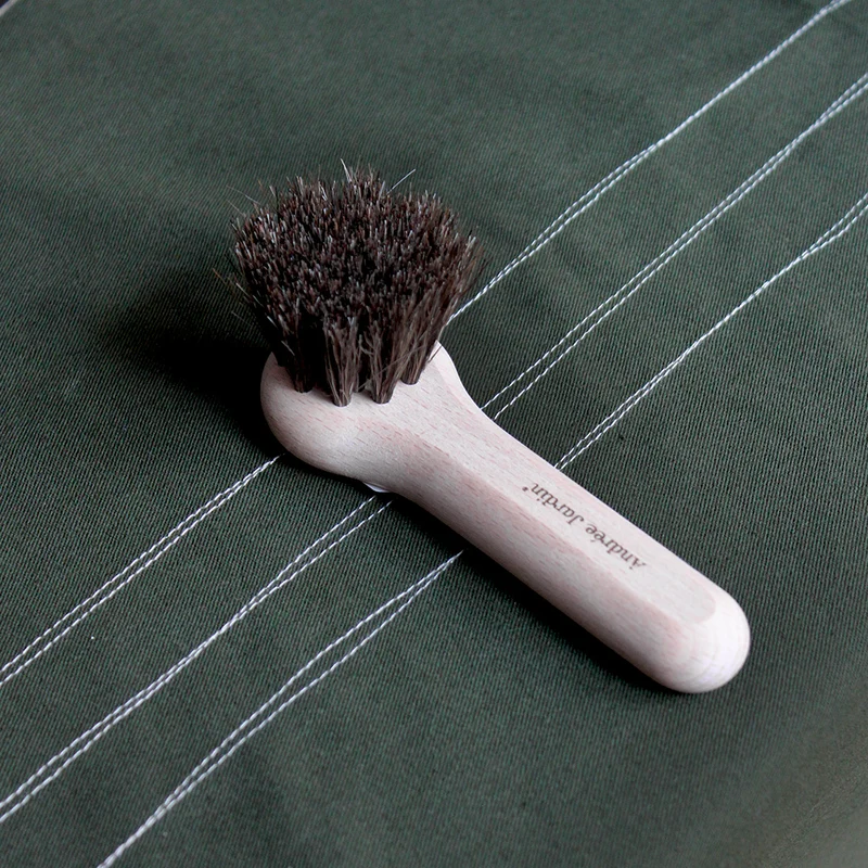 Brosse à champignons et à fruits