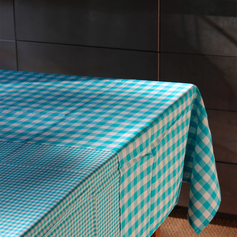 Nappe motif vichy bleu