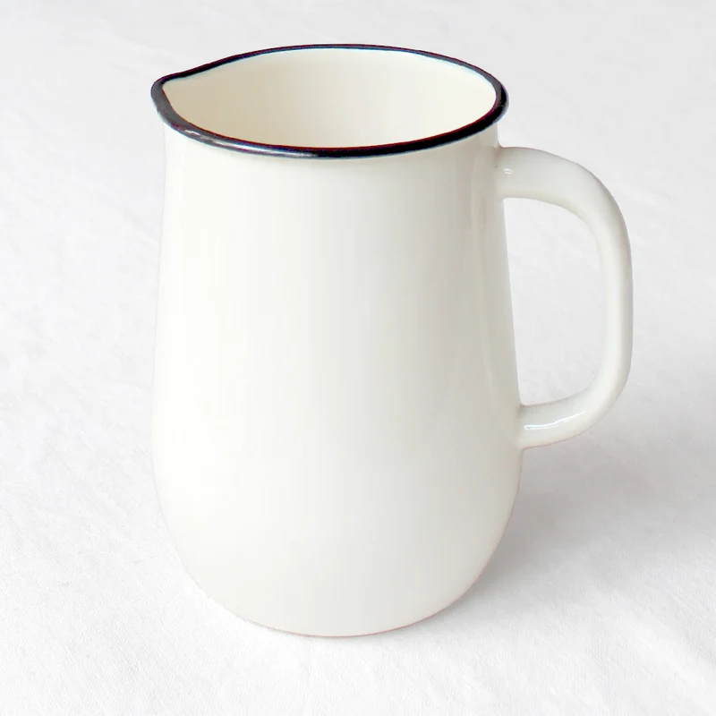 Carafe émaillée