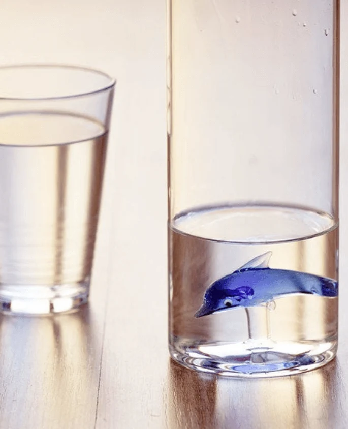 Bouteille en Verre Dauphin Bleu - Balvi | Élégante et Ludique