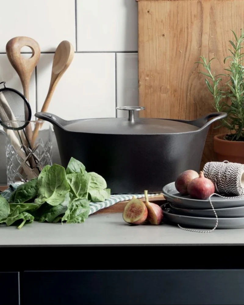 Cocotte Ovale Cuisinox 29 cm – Noire, l’incontournable pour mijoter comme un chef