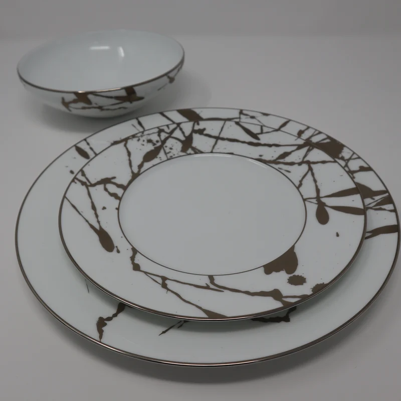 Noritake Raptures Platinum 12 Piece Set, Service For 4, Dinner Salad Soup/ Cereal
