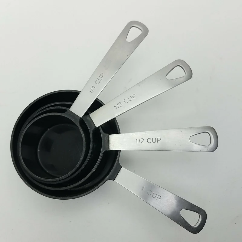 Oneida Measuring Cups - 4 Piece Set